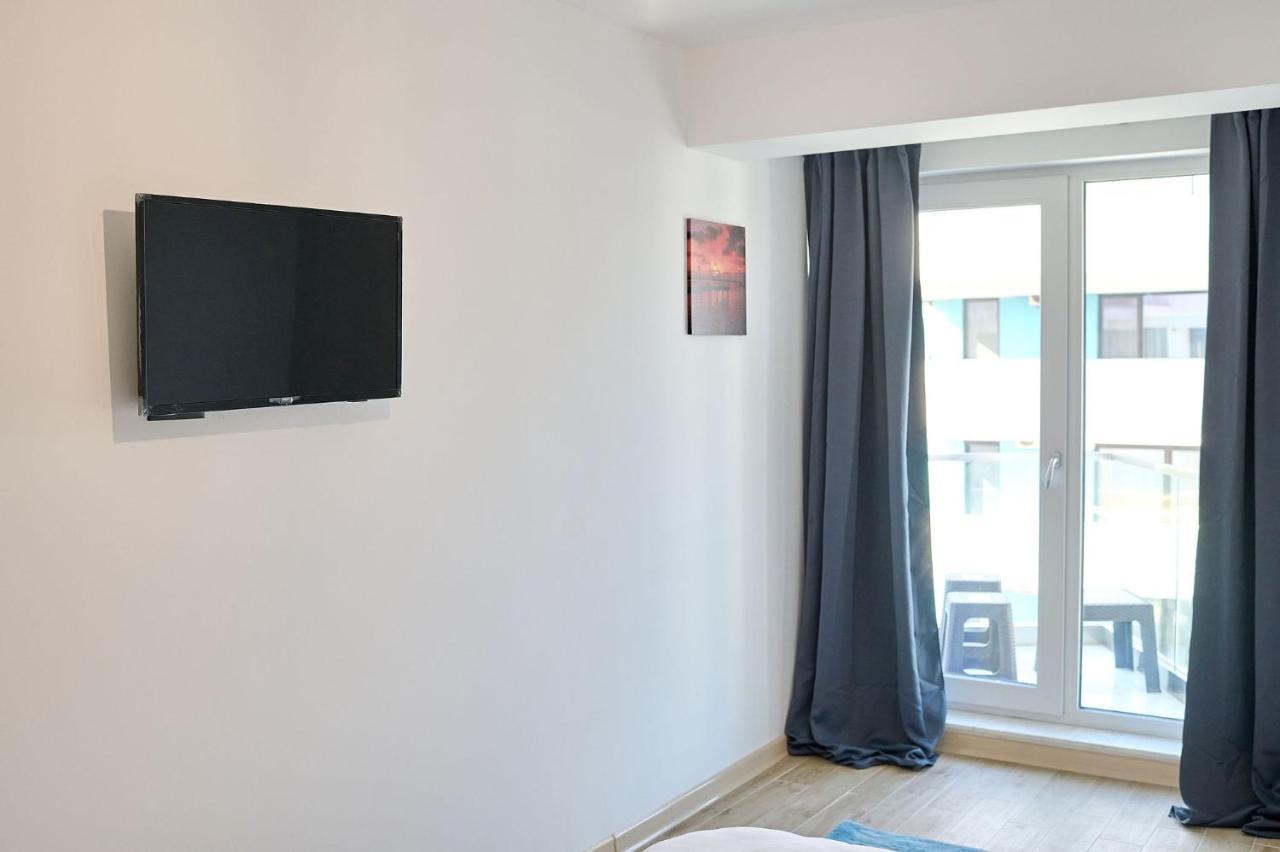 Retro Apartment In Infinity Beach Resort Mamaia Exterior foto