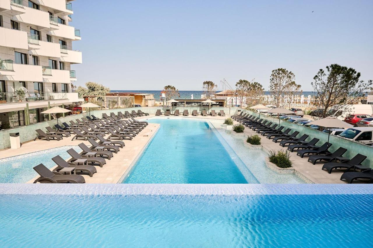 Retro Apartment In Infinity Beach Resort Mamaia Exterior foto